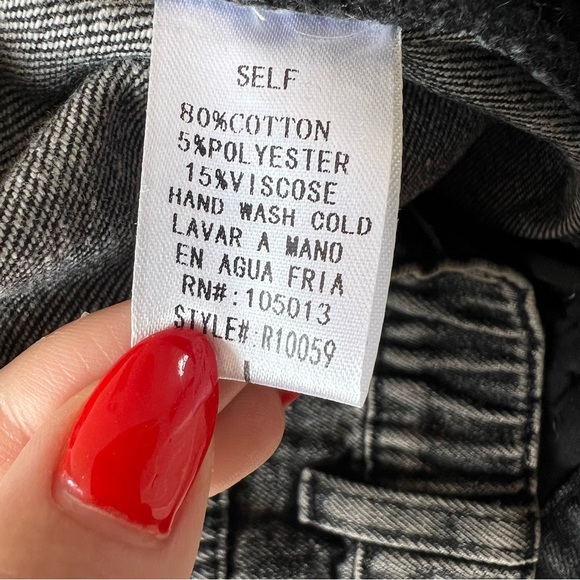 SAVANNA JANE Rhinestone Tassel Black Gray Distressed Jean Shorts Large L - Picture 12 of 12